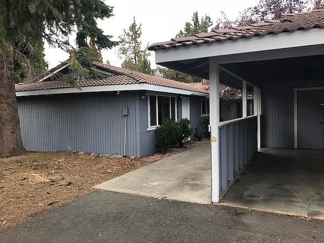 2nd image of 2054 NE Purcell Blvd