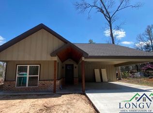 820 Madison St, Carthage, TX 75633