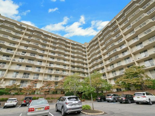 1077 River Rd APT 1009