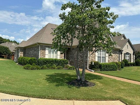 3rd image of 5914 Foxdale Loop W