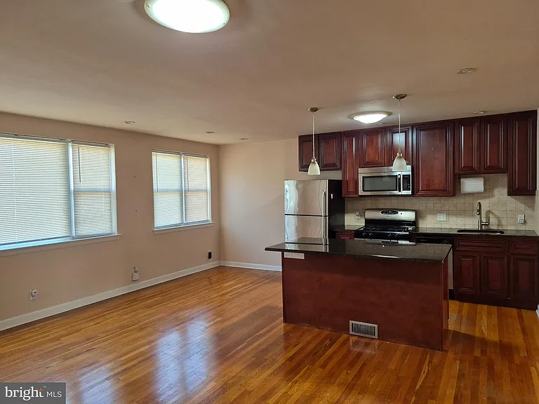 7254 Mansfield Ave #2 — Photo 5