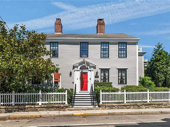 2nd image of 352 Spring St