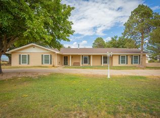 22 Comanche Dr, Carlsbad, NM 88220