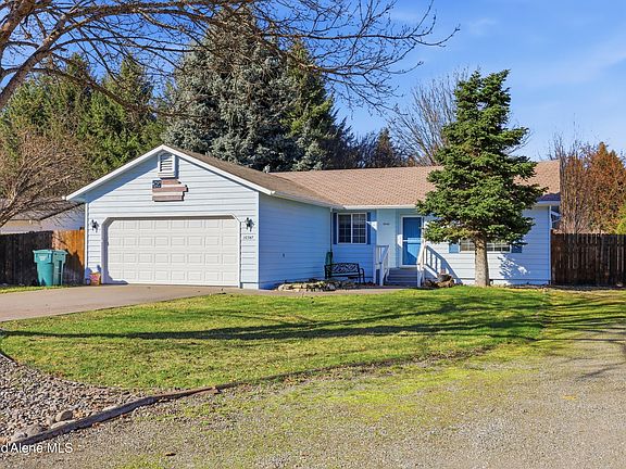 2nd image of 10347 N Hillview Dr