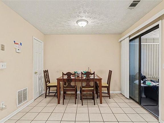 5th image of 231 Scarlet Way