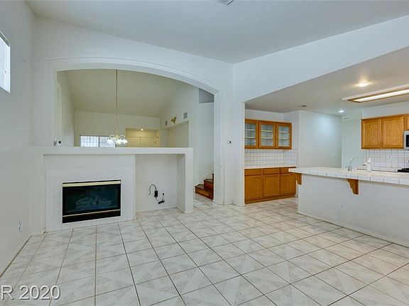 5th image of 3427 Cloverdale Ct