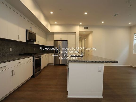 3rd image of 1542 S Urbana St #1542
