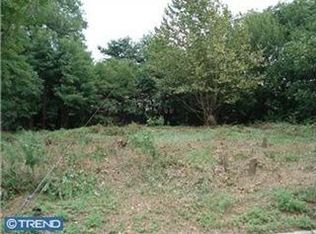 40 Cumberland Ave, Thorofare, NJ 08086