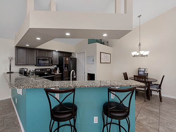 4th image of 9392 Palm Island Cir