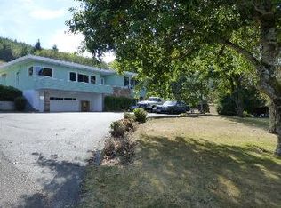 855 Bellevue Dr, Reedsport, OR 97467