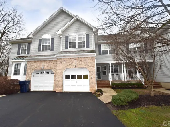 40 Jared Dr, North Brunswick, NJ 08902