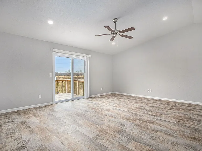 16573 Charles Town Dr — Photo 4