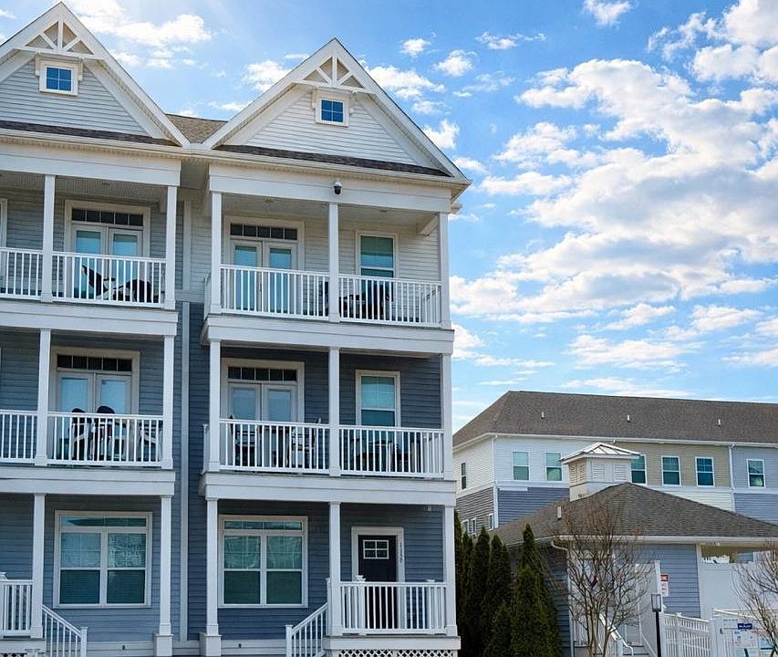 1st image of 115 70th St #39