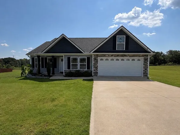 113 Thorn Creek Dr, Gaffney, SC 29341