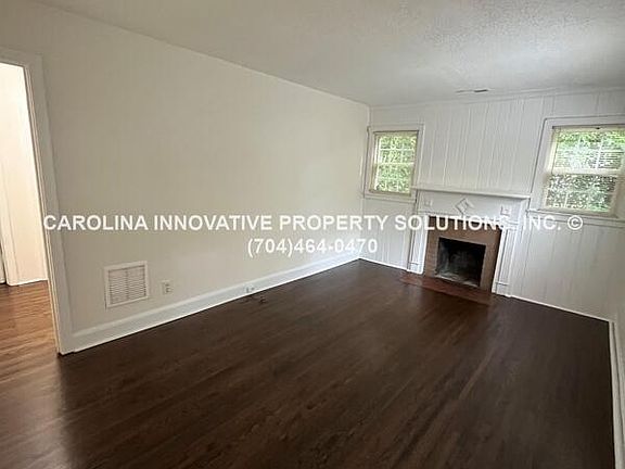 2nd image of 2830 Phillips Ave