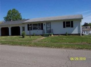 275 Water St, Duncan Falls, OH 43734