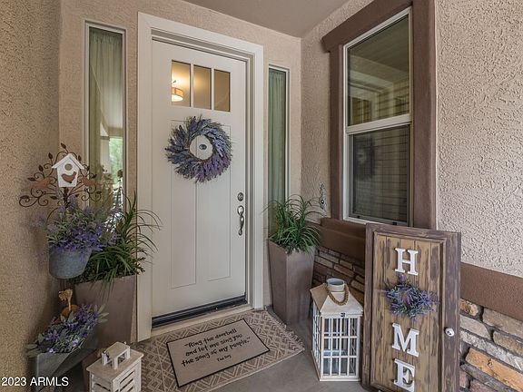 4th image of 3009 N Acacia Way