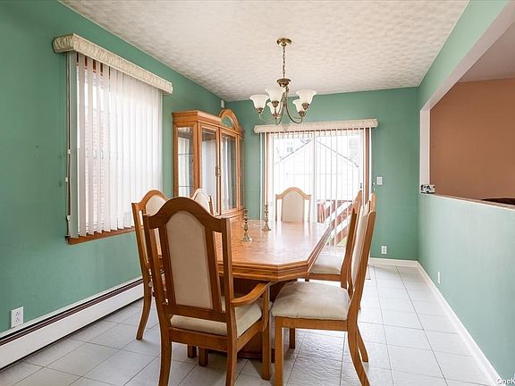 5th image of 1092 Carukin St