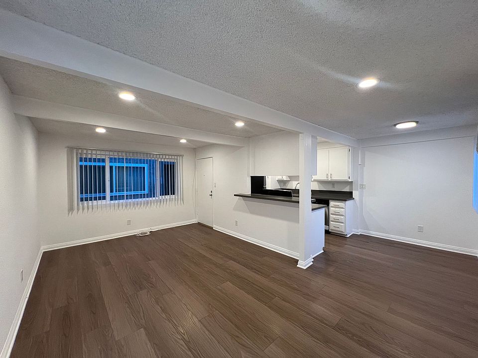 1st image of 16904 S New Hampshire Ave APT B