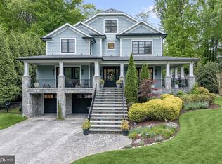 7409 Helmsdale Rd, Bethesda, MD 20817