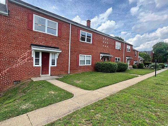 2nd image of 2623 Kensington Ave APT 8
