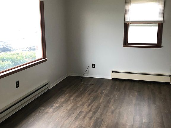 3rd image of 205 N Drewley St #1