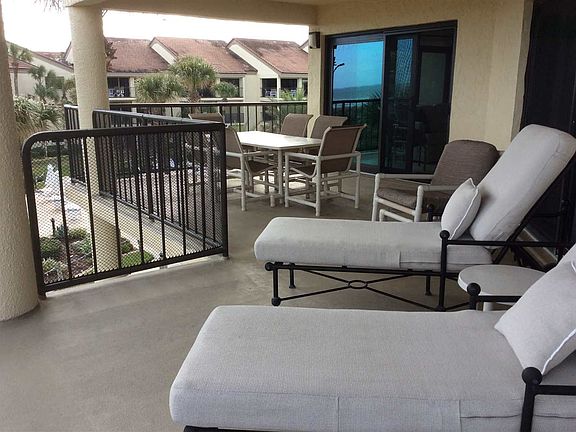 3rd image of 310 Caribe Vista Way