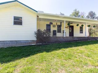 891 Barlow Rd, Bone Cave, TN 38581