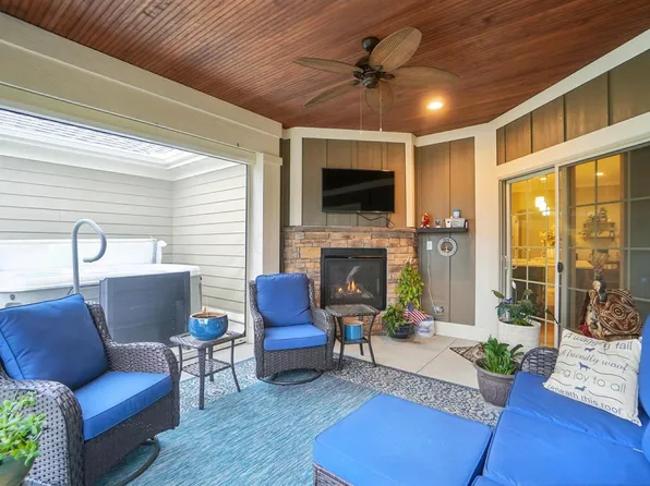 841 Summerlin Ln, Marysville, OH 43040