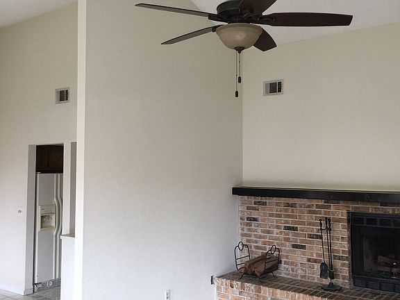 5th image of 9915 Fawn Brook Dr
