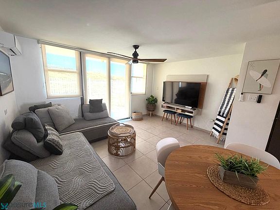 3rd image of 15 Marbela Casa De Playa #15