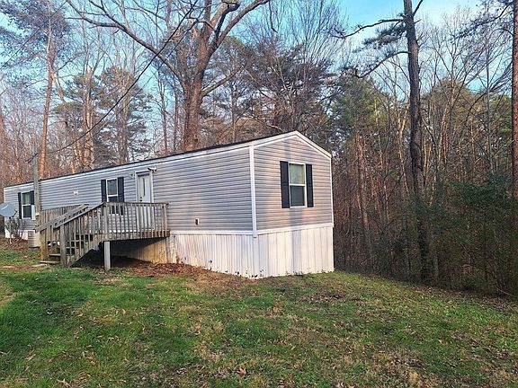 3rd image of 247 Towee Falls Rd