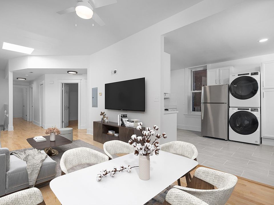 1st image of 4470 Arco Ave #4470