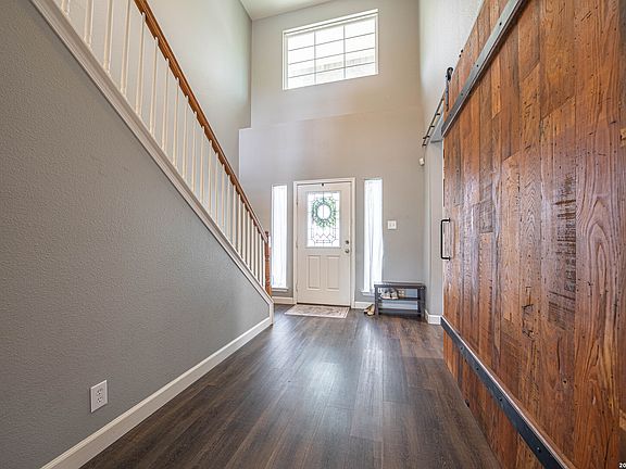 3rd image of 206 OLYMPIC DR
