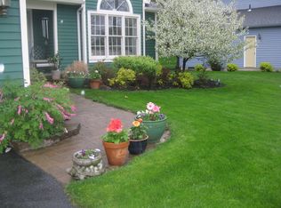24 Upper Wedgewood Ln, Voorheesville, NY 12186