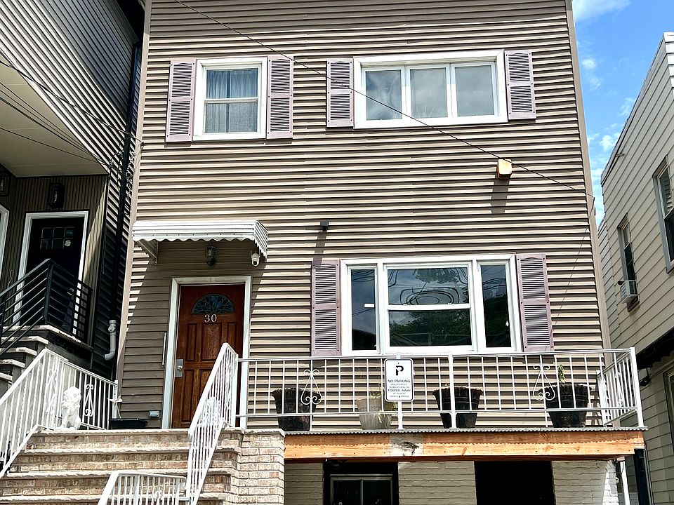 1st image of 30 Zabriskie St #1