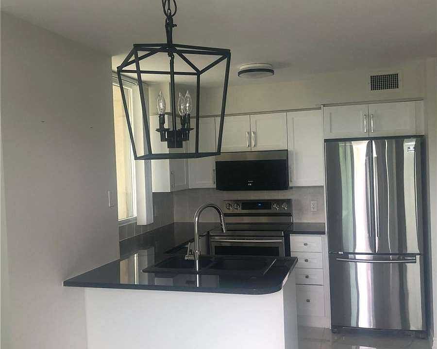 2nd image of Spring Garden Ave #508