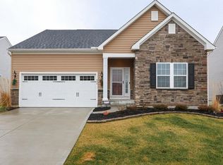 995 Trovillo Dr, South Lebanon, OH 45065