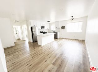 5440 Carlton Way APT 202, Los Angeles, CA 90027