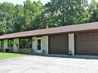 5700 E Lee Rd, Hartsburg, MO 65039