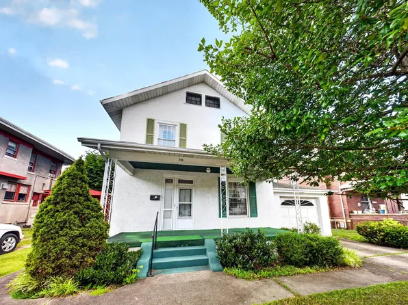 715 15th St, Ashland, KY 41101