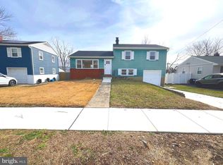 1817 Wycliffe Rd, Parkville, MD 21234