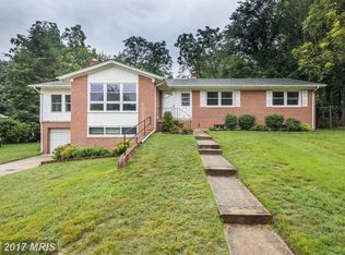 15 Mel Mara Dr, Oxon Hill, MD 20745