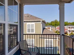 1635 S Wilcox St APT 5, Bloomington, IN 47401