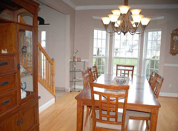 2nd image of 1120 Jensen Ct