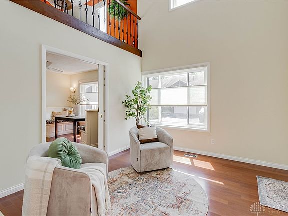 4th image of 135 Park Meadows Dr