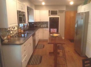 1238 N Maple St, East Peoria, IL