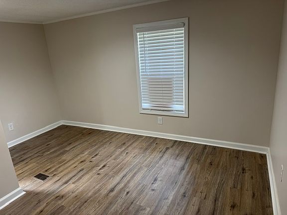 5th image of 1117 Owens Rd #13