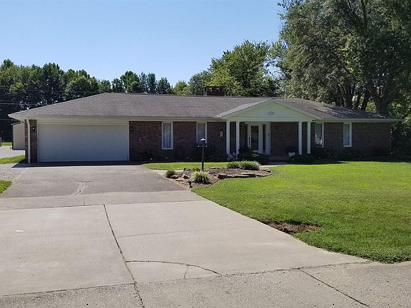2nd image of 3539 E Warren Cir