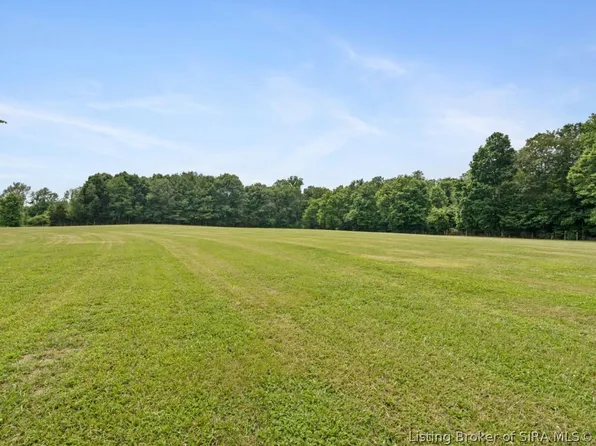  Stacy Court, Charlestown, IN 47111